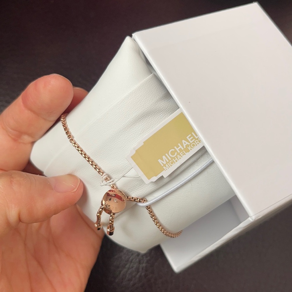 MICHAEL KORS Rose Gold Heart Slider Bracelet - Picture 6 of 8